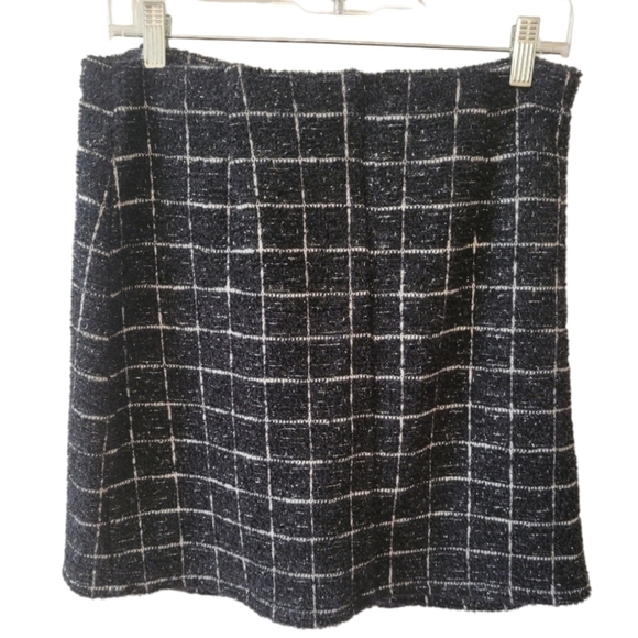 Cato Metallic Thread Faux Wrap Skirt Size Medium - Picture 2 of 4